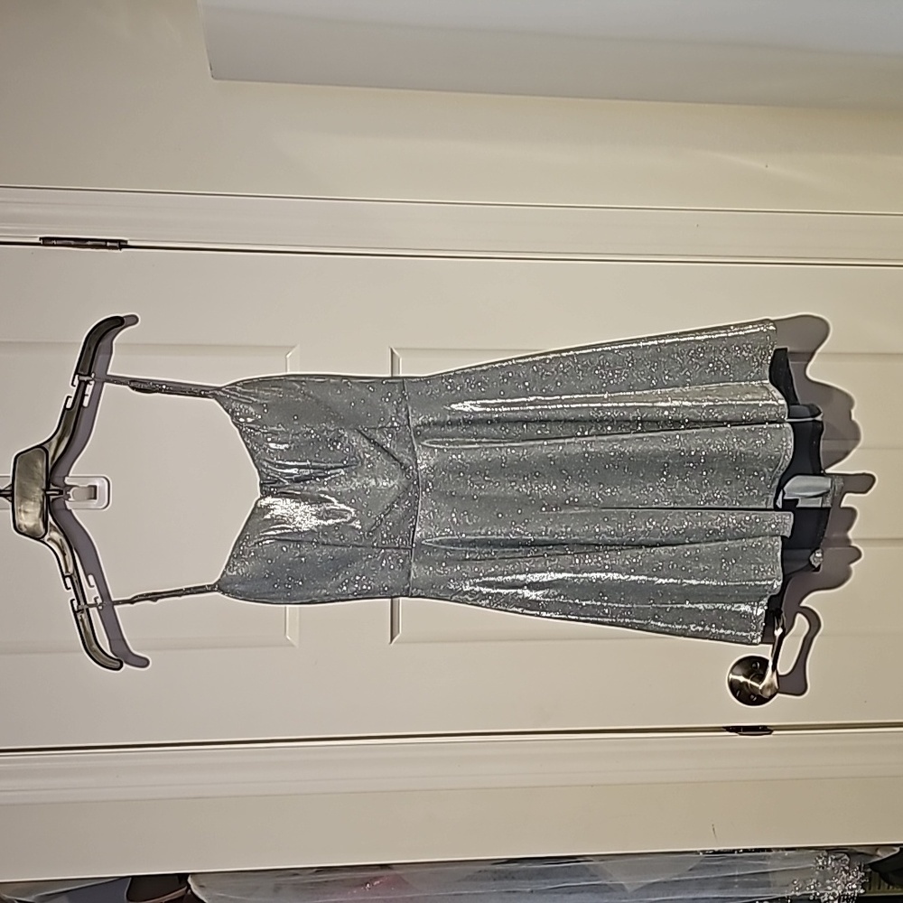 B. DARLIN SILVERY LIGHT BLUE SHORT DRESS